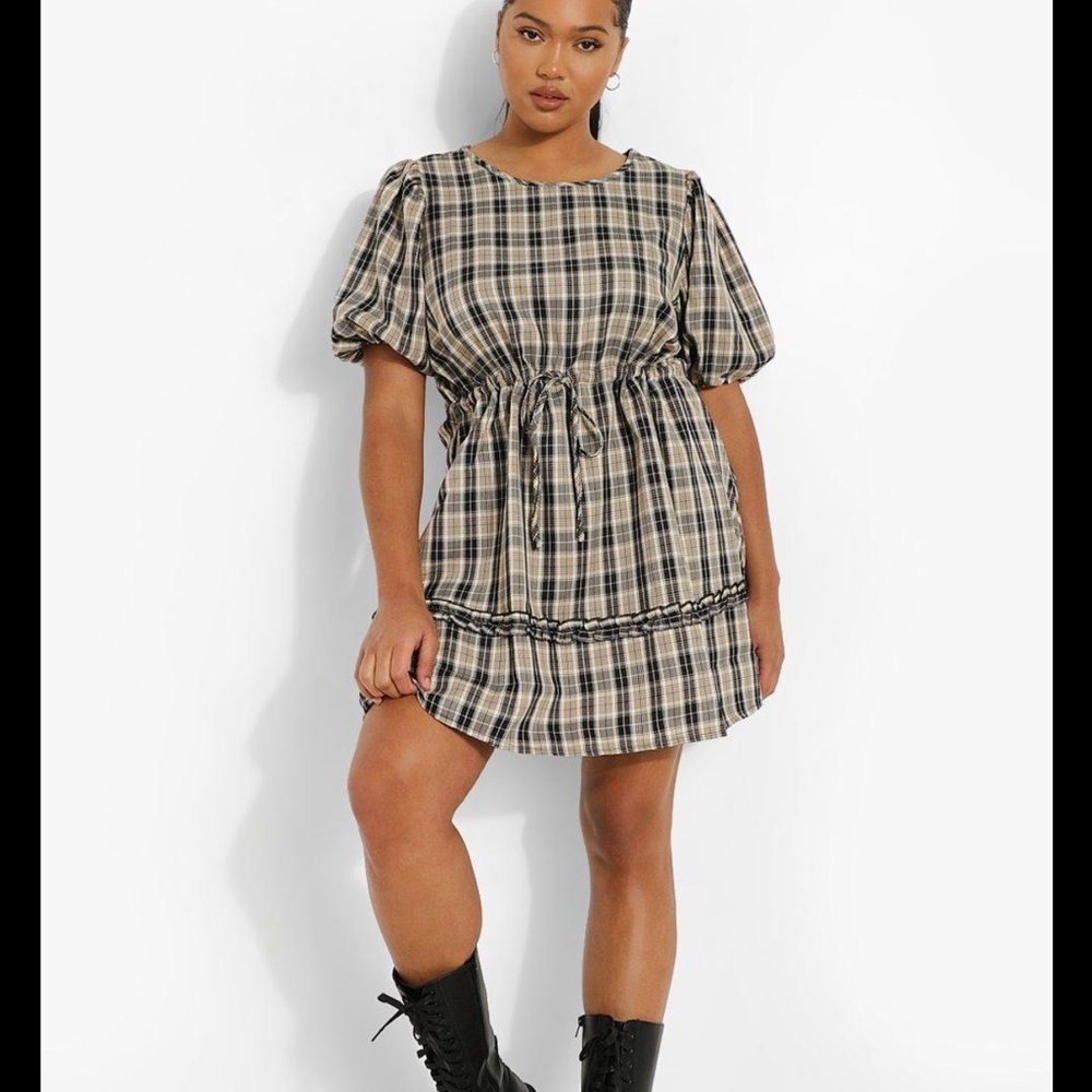 Beautiful Plaid / Check Print Balloon Sleeve Smocked Tie Front Boohoo Dress